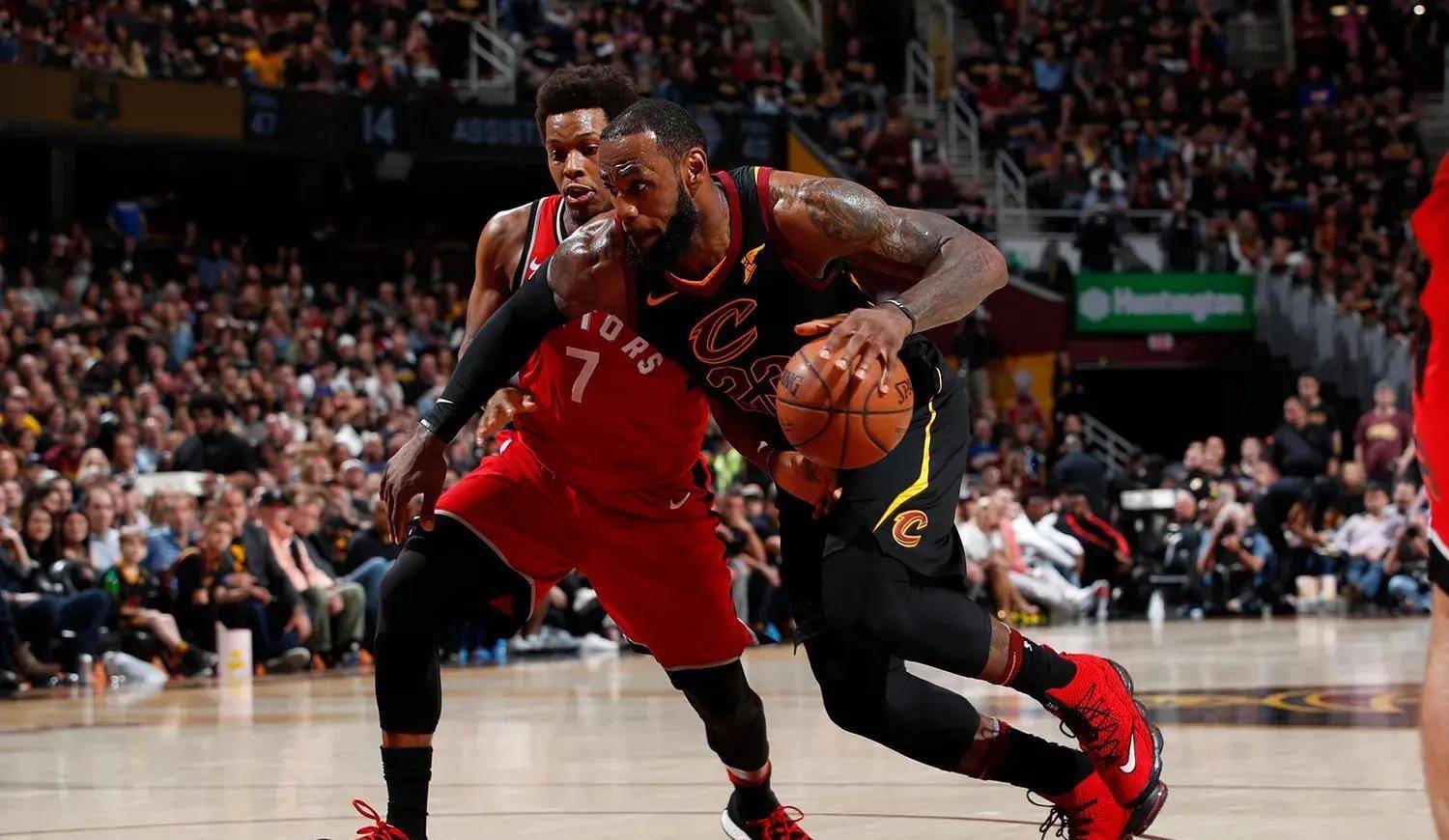 湖人胜勇士,詹姆斯狂砍35分 湖人胜勇士,詹姆斯狂砍35分