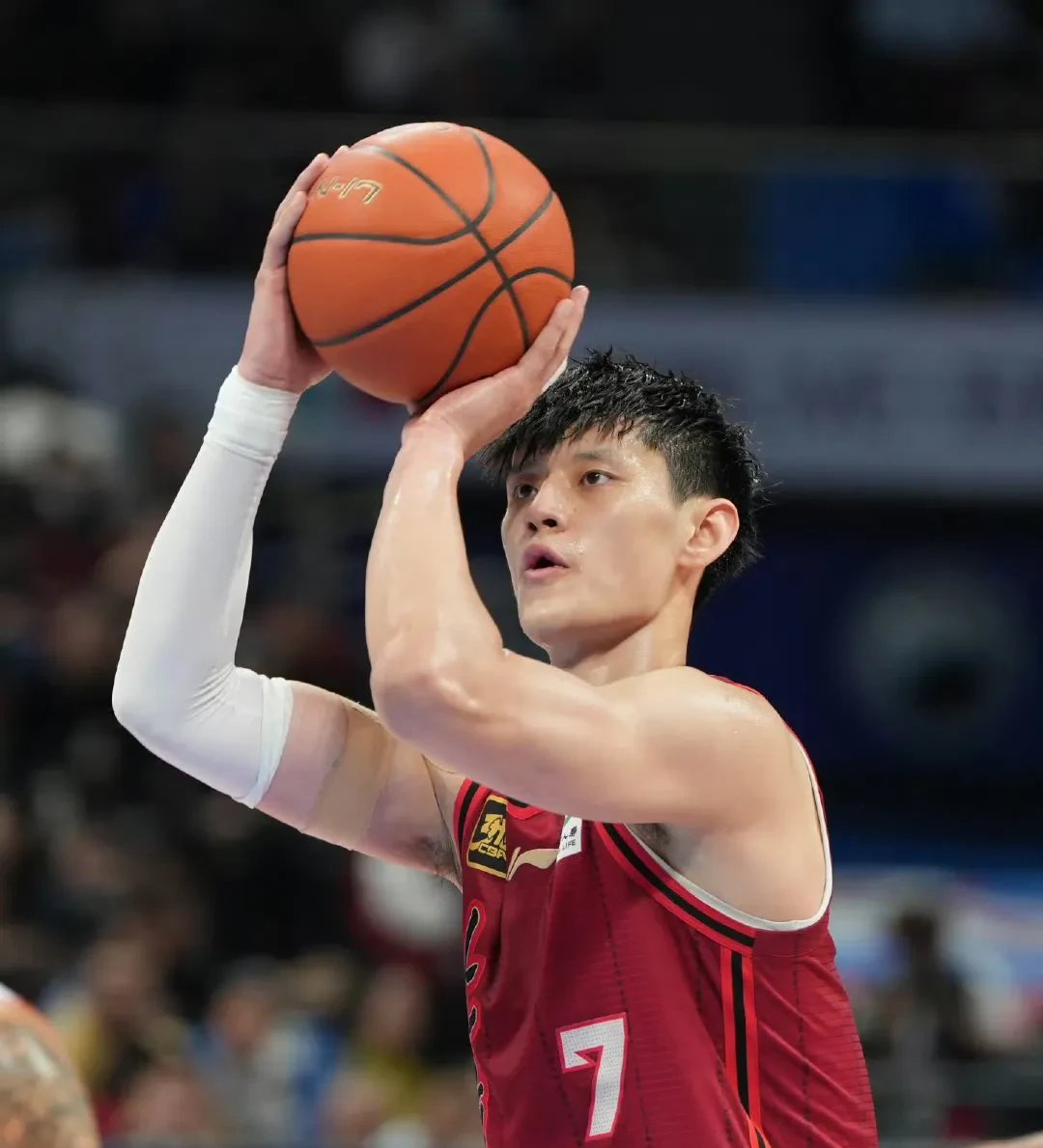 CBA球员突破自我,表现堪称完美 CBA球员突破自我,表现堪称完美