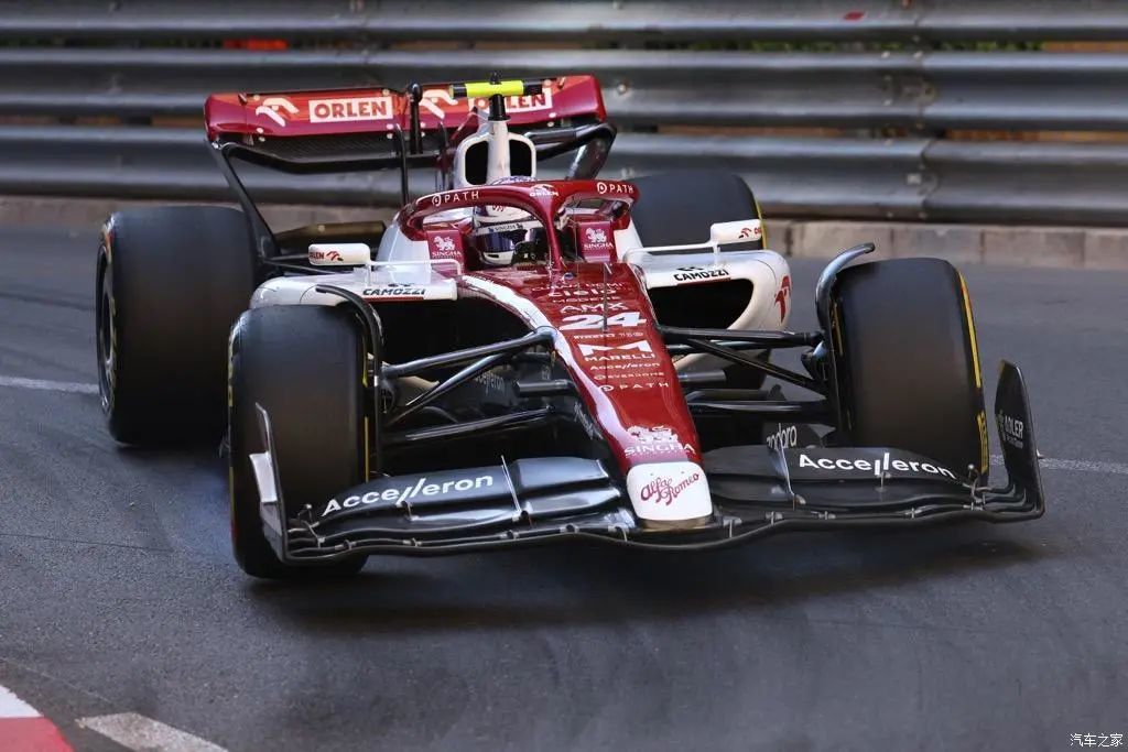 世俱杯直播-威廉姆斯险胜红牛二队，周冠宇关键制胜