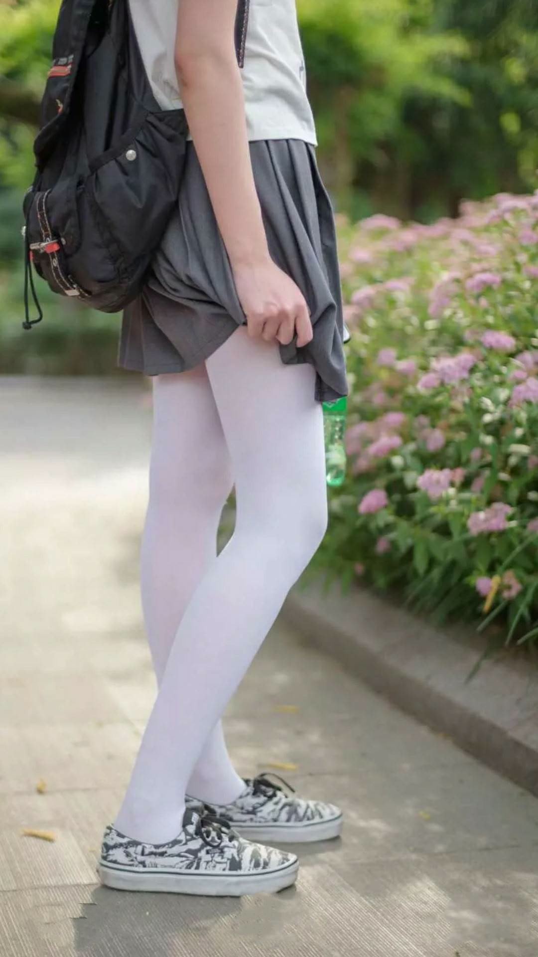 非洲雄狮力克黄色潜水艇，埃及法老闪耀关键先生本色