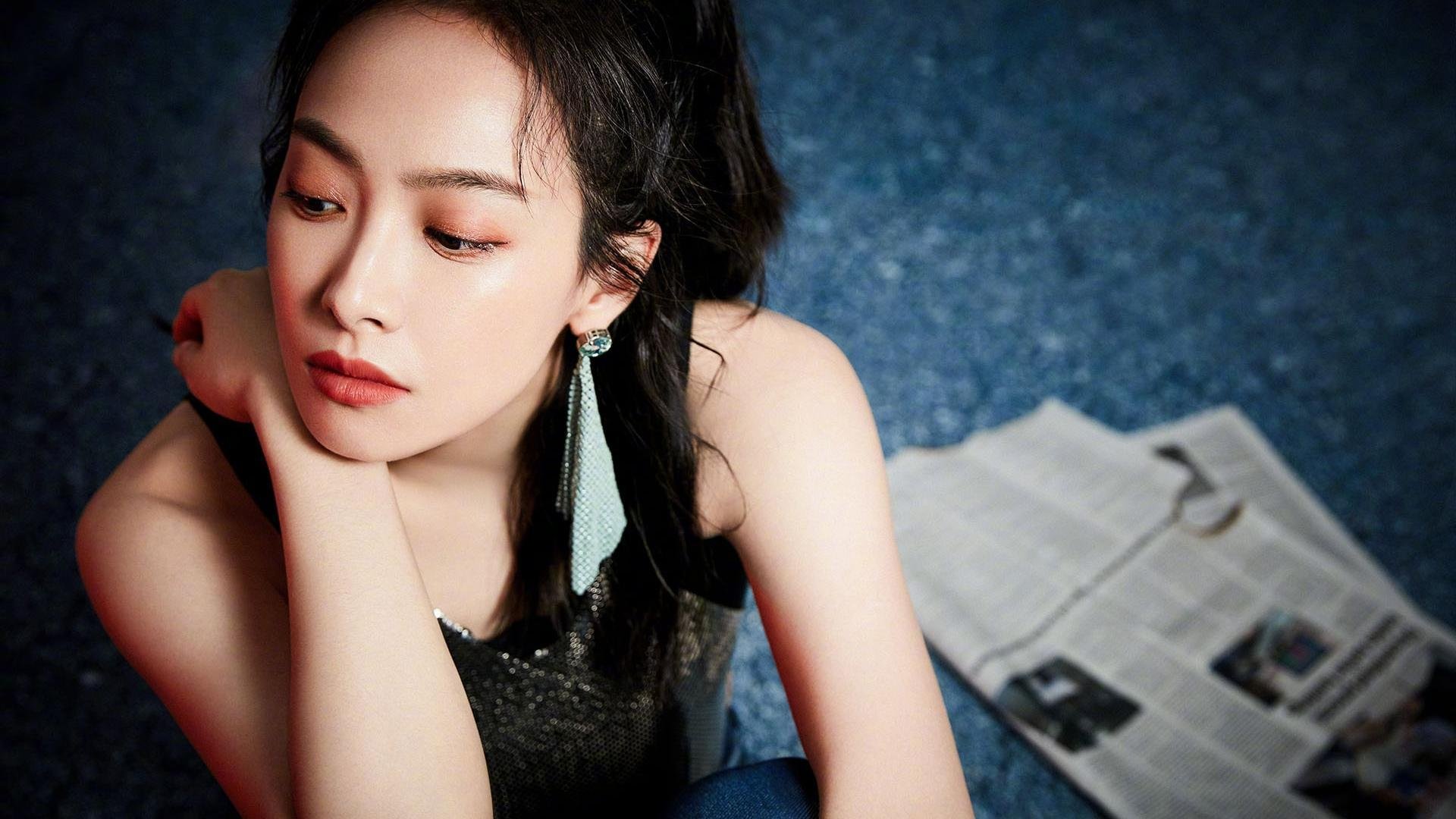 从巴林赛道到北京赛场，体育奇迹与战术绝杀的双重盛宴