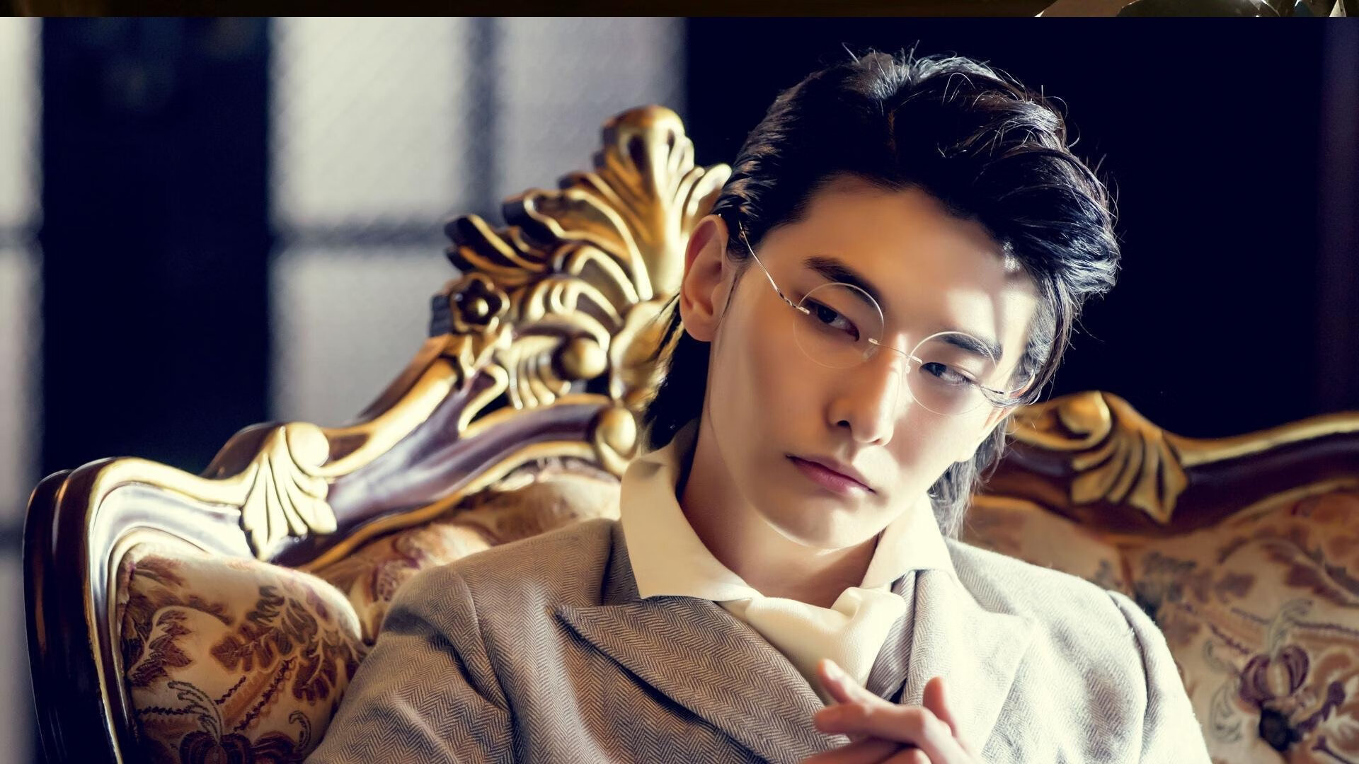 速度战场，F1新赛季引擎轰鸣中，班凯罗在另一赛道完成超车