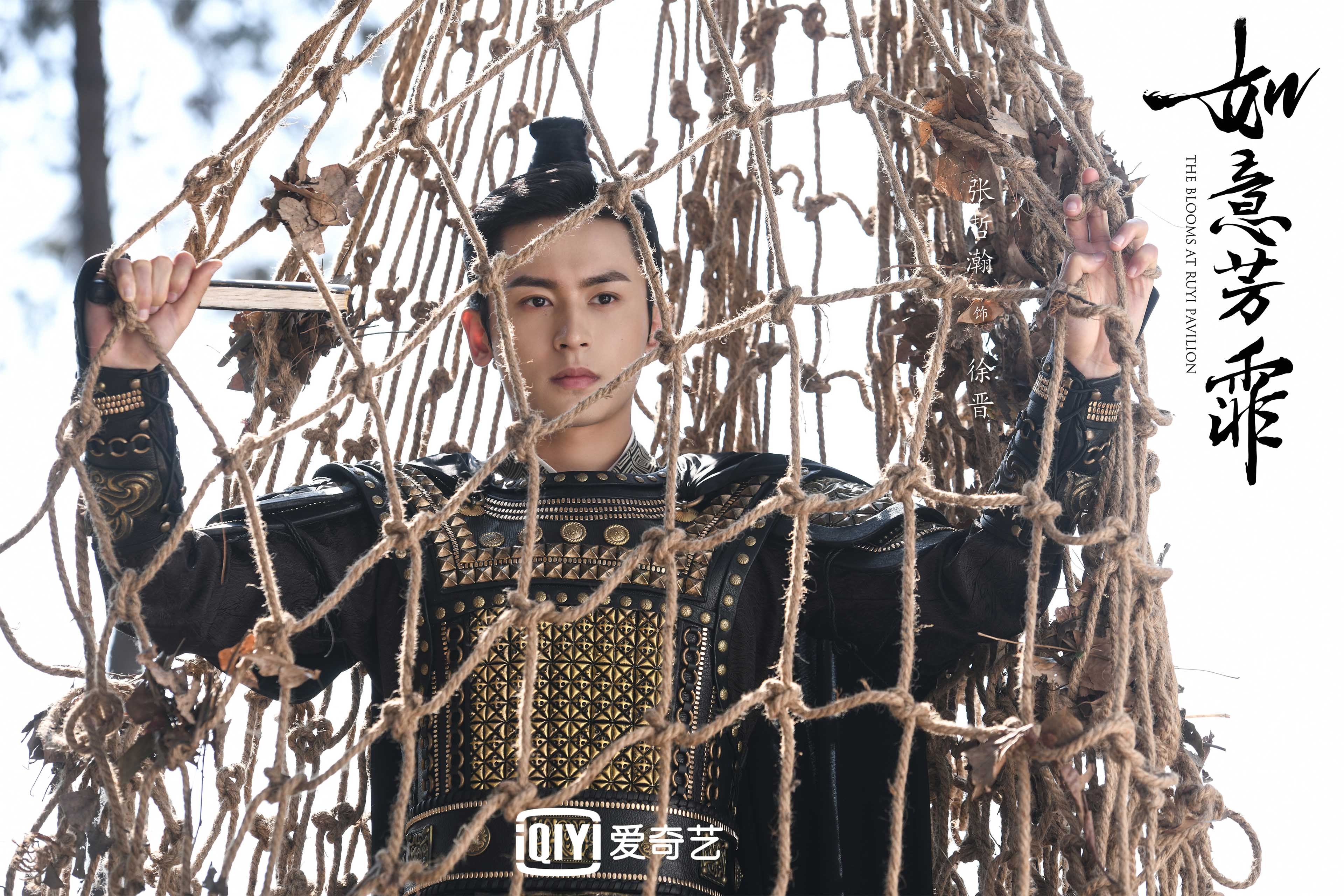 冰与火之歌，当猛龙撕碎鹈鹕，库里一箭定乾坤—论决胜时刻的两种英雄叙事