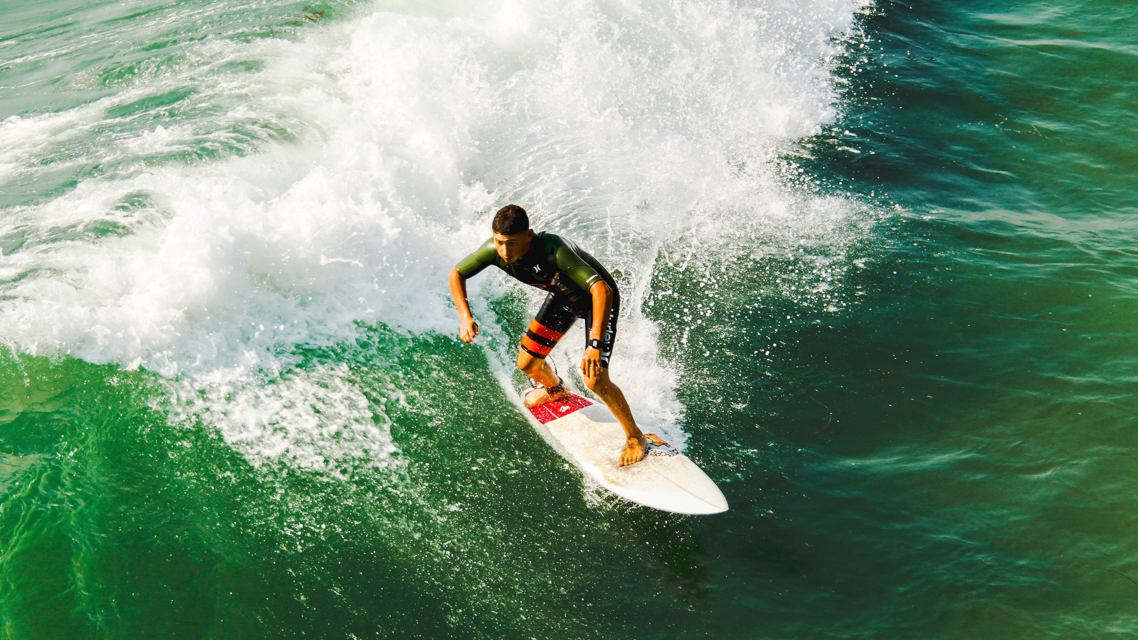 冷血绝杀！乔治一剑封喉黄蜂斩落爵士，关键先生再造传奇之夜